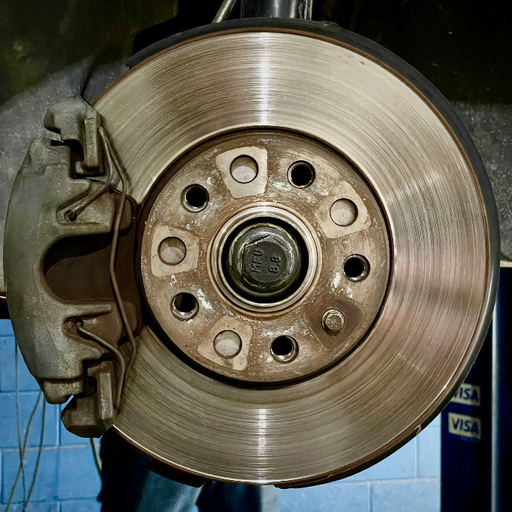 Brake Pads & Disc Replacement